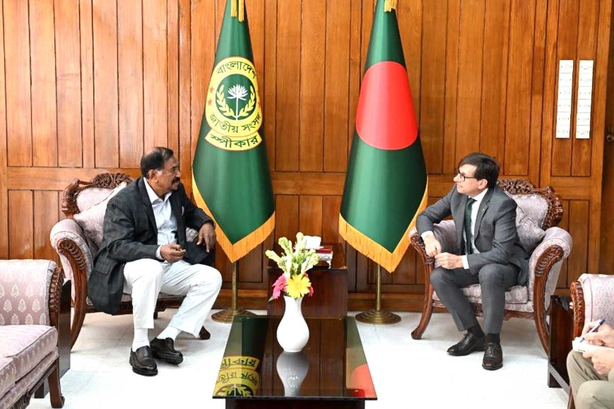 স্পিকারের সঙ্গে ফ্রান্সের রাষ্ট্রদূতের সৌজন্য সাক্ষাৎ