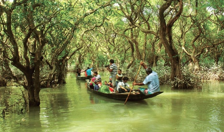 সিলেটের পর্যটন কেন্দ্র লোকে লোকারণ্য