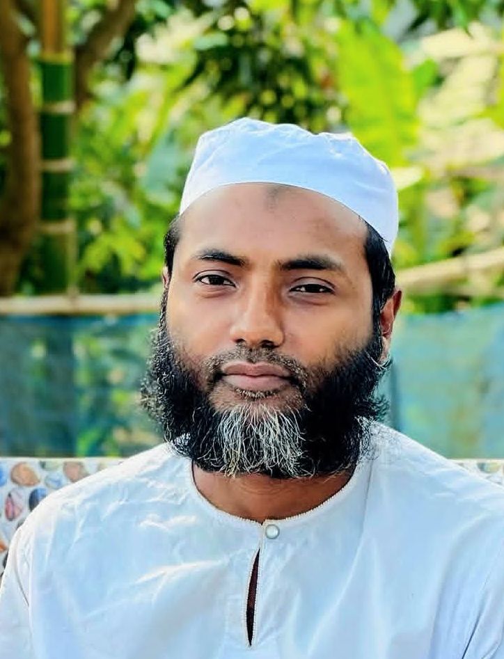 বাউফলে শিক্ষকের বিরুদ্ধে দ্বৈত চাকরি-ব্যবসার অভিযোগ, ব্যবস্থা নেই