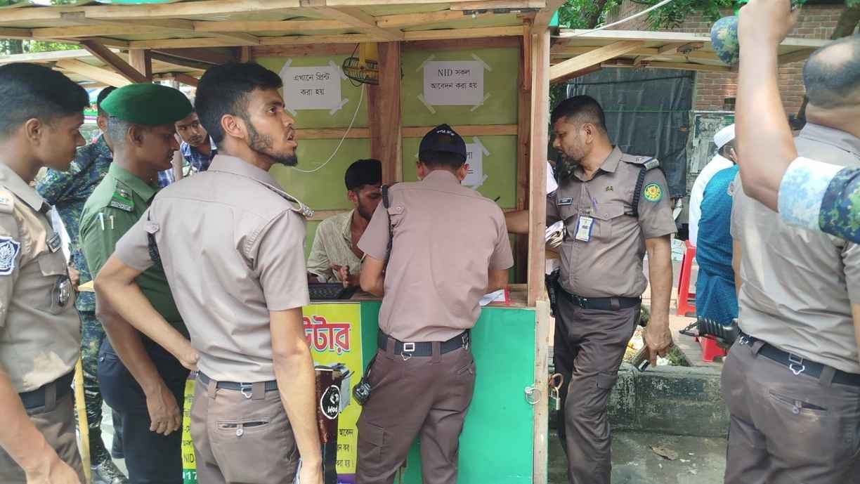 এনআইডি’র দালাল চক্র ঠেকাতে ইসির উচ্ছেদ অভিযান