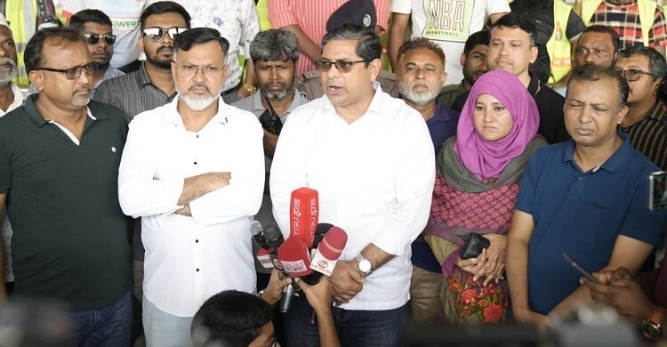 মেট্রোস্টেশনের নিচে পশুর হাটের জন্য ইজারা দেওয়া হয়নি মীর শাহে আলম