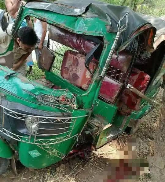 লামায় সিএনজি ধুমড়েমুচড়ে চালক নিহত, আহত ৫