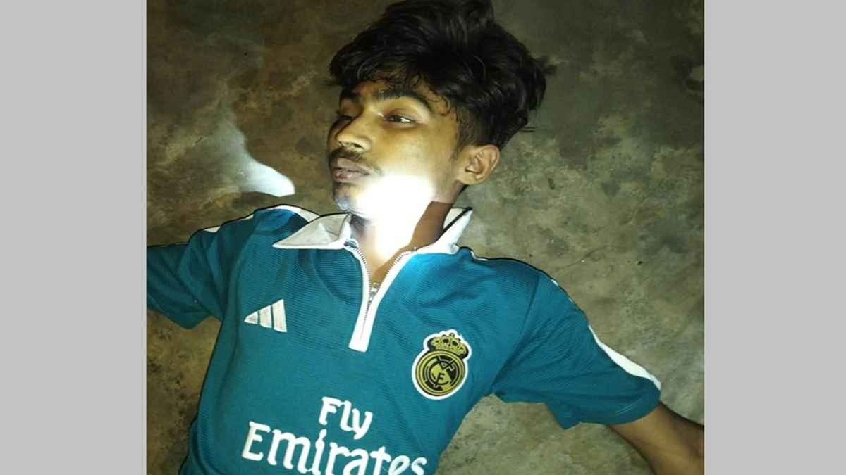 সোনারগাঁও বিকাশের টাকা তোলা নিয়ে চালকের সঙ্গে সংঘর্ষে হেলপার নিহত