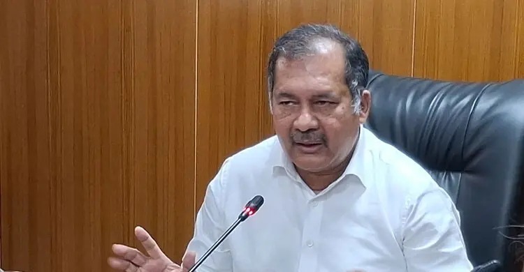 সচিবালয়ে তথ্যমন্ত্রী মনগড়া টিআরপি-প্রচার সংখ্যা দিয়ে গণমাধ্যমে বিজ্ঞাপন বণ্টন হবে না