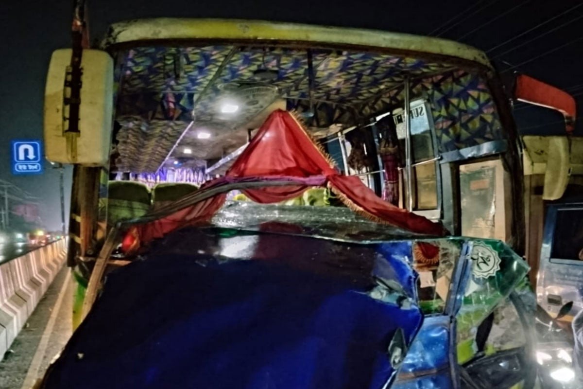 কুমিল্লায় বাস-অটোরিকশা সংঘর্ষ, নিহত ৩