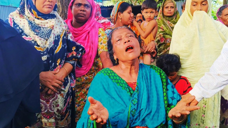 কুমিল্লা দাউদকান্দিতে প্রতিপক্ষের হামলায় সিএনজি চালকের মৃত্যু, বিচারের দাবিতে স্বজনদের আহাজারি