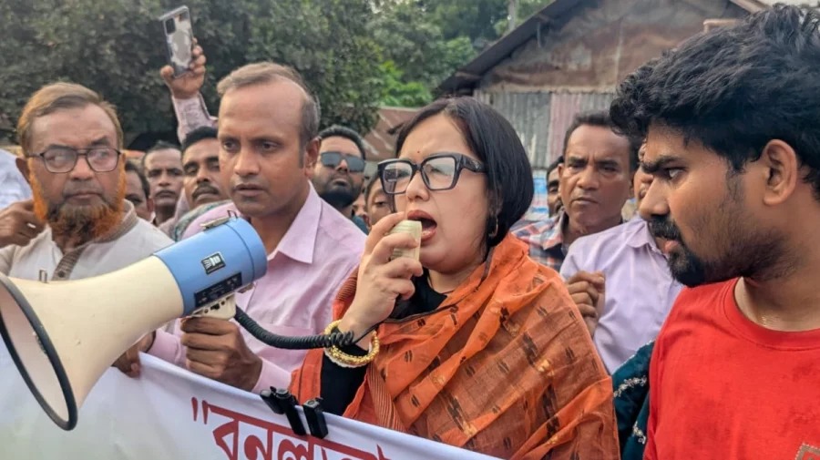 ব্রাহ্মণবাড়িয়া যারা মৌলবাদী রাষ্ট্র বানাতে চায়, তারাই সিনেমা বন্ধ করেছে: রুমিন ফারহানা