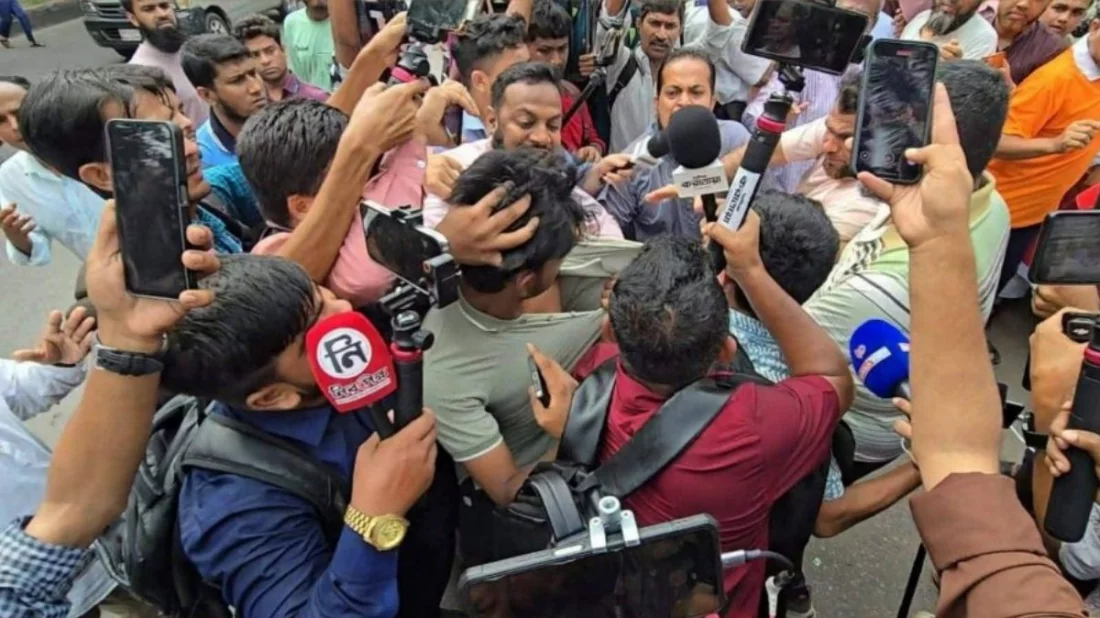 ধানমন্ডি জামায়াতের মিছিল শেষে ধানমণ্ডি ৩২ নম্বরে সাংবাদিকের ওপর হামলা