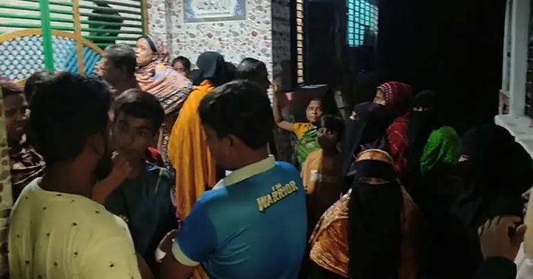 নারায়ণগঞ্জে বাসা থেকে নারীর গলাকাটা মরদেহ উদ্ধার, স্বামী পলাতক