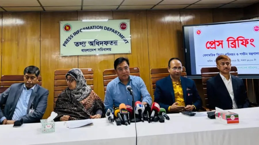 সচিবালয়ের বিমানবন্দরে হাজিদের ১৫০ লাগেজ কেটে মালামাল চুরির বিষয়টি অসত্য: বিমান প্রতিমন্ত্রী