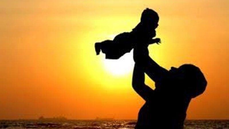 আজ বাবা দিবস পৃথিবীর সবচেয়ে বড় বটবৃক্ষ ‘বাবা’