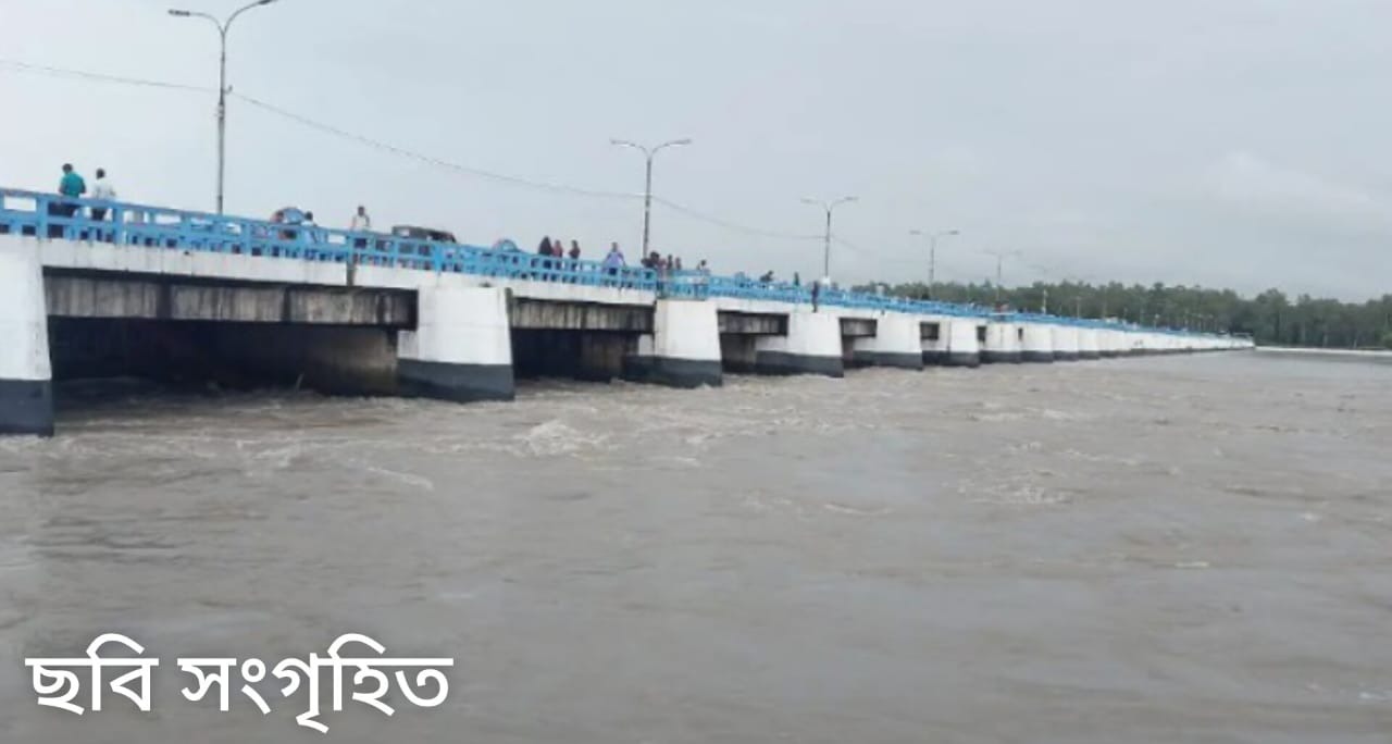 তিস্তার পানি বিপৎসীমার ছুঁই ছুঁই