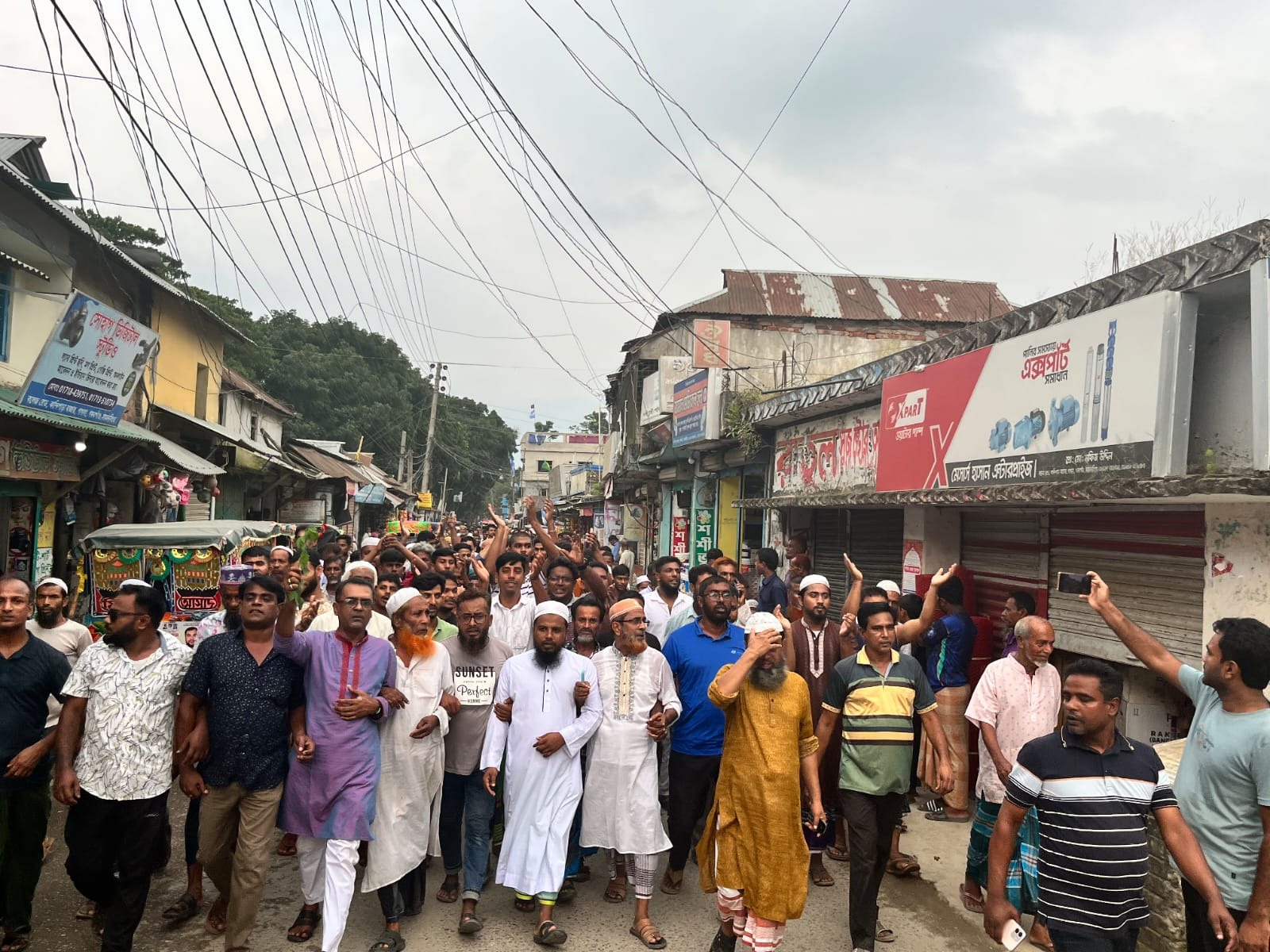 উন্নয়নের প্রত্যাশায় ঐক্যবদ্ধ জনতা—আদর্শনগর উপজেলা বাস্তবায়নের দাবিতে আনন্দ মিছিল