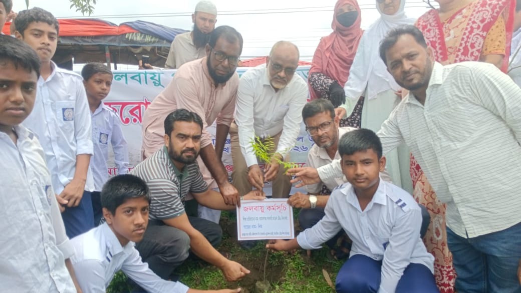 পরিবেশ সংরক্ষণে জামালগঞ্জে ‘ওয়ান পারসন, ওয়ান ট্রি’ কর্মসূচি অনুষ্ঠিত