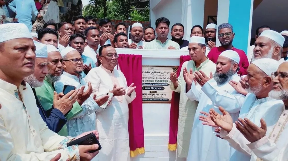 পটিয়া কওমী মাদরাসা থেকে ১০ হাজার ধর্মীয় শিক্ষক নিয়োগ দেবে সরকার
