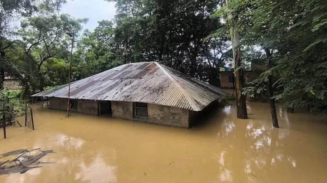 সিলেটের ফেঞ্চুগঞ্জ পয়েন্টে কুশিয়ারা নদীর পানি বিপৎসীমার উত্তর–পূর্বাঞ্চলে বন্যা পরিস্থিতি আরও অবনতির শঙ্কা