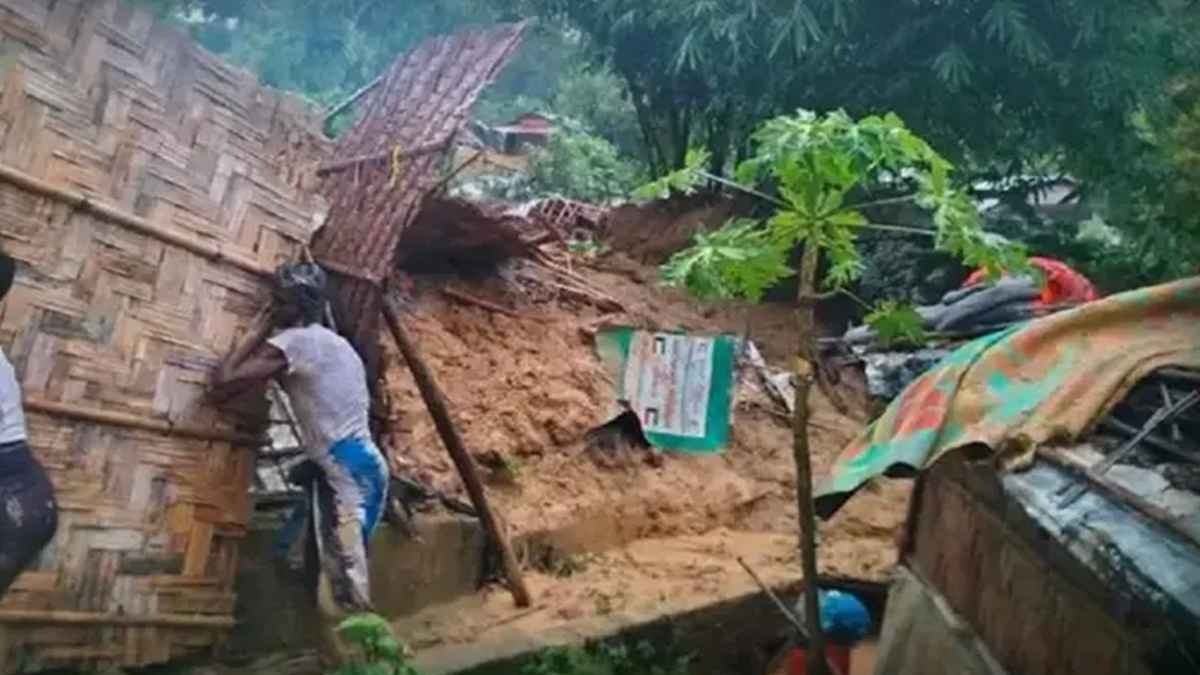 বান্দরবানে পাহাড় ধসে একই পরিবারের ৩ জনসহ নিহত ৫