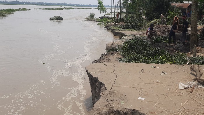 কুড়িগ্রামে বন্যার পানি কমতেই কুড়িগ্রামে ভাঙনের থাবা