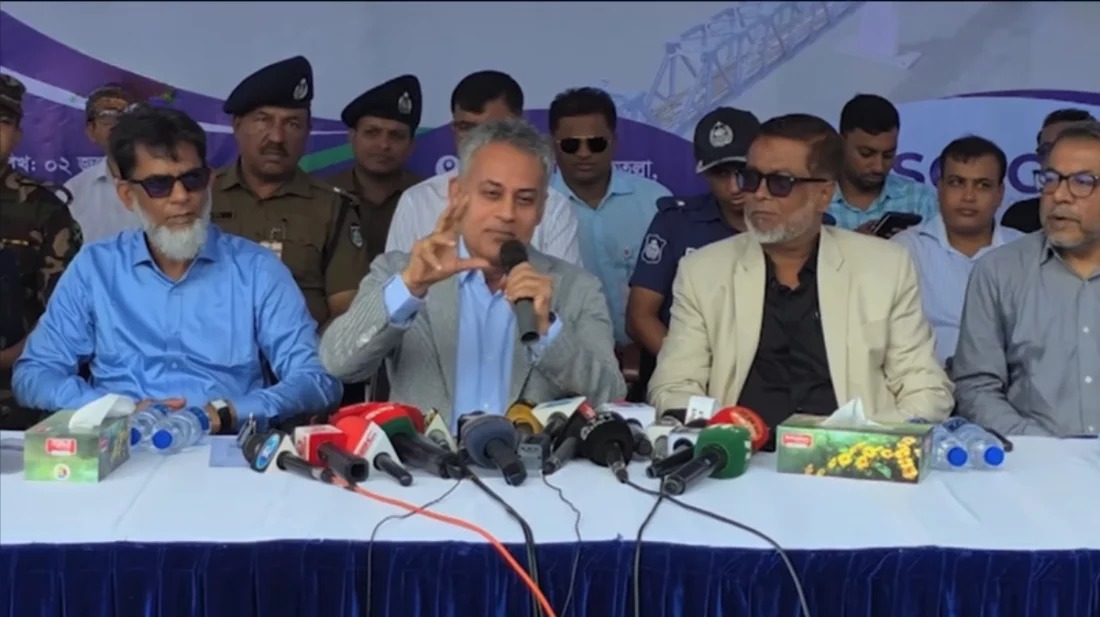 নারায়ণগঞ্জের পদ্মা রেল সেতুর ভায়াডাক্ট রক্ষার্থেই মাটি কাটা হয়েছে: শেখ রবিউল আলম