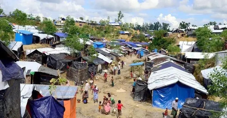 কক্সবাজার বছরজুড়ে রোহিঙ্গা ক্যাম্পে ডেঙ্গুর চোখরাঙানি